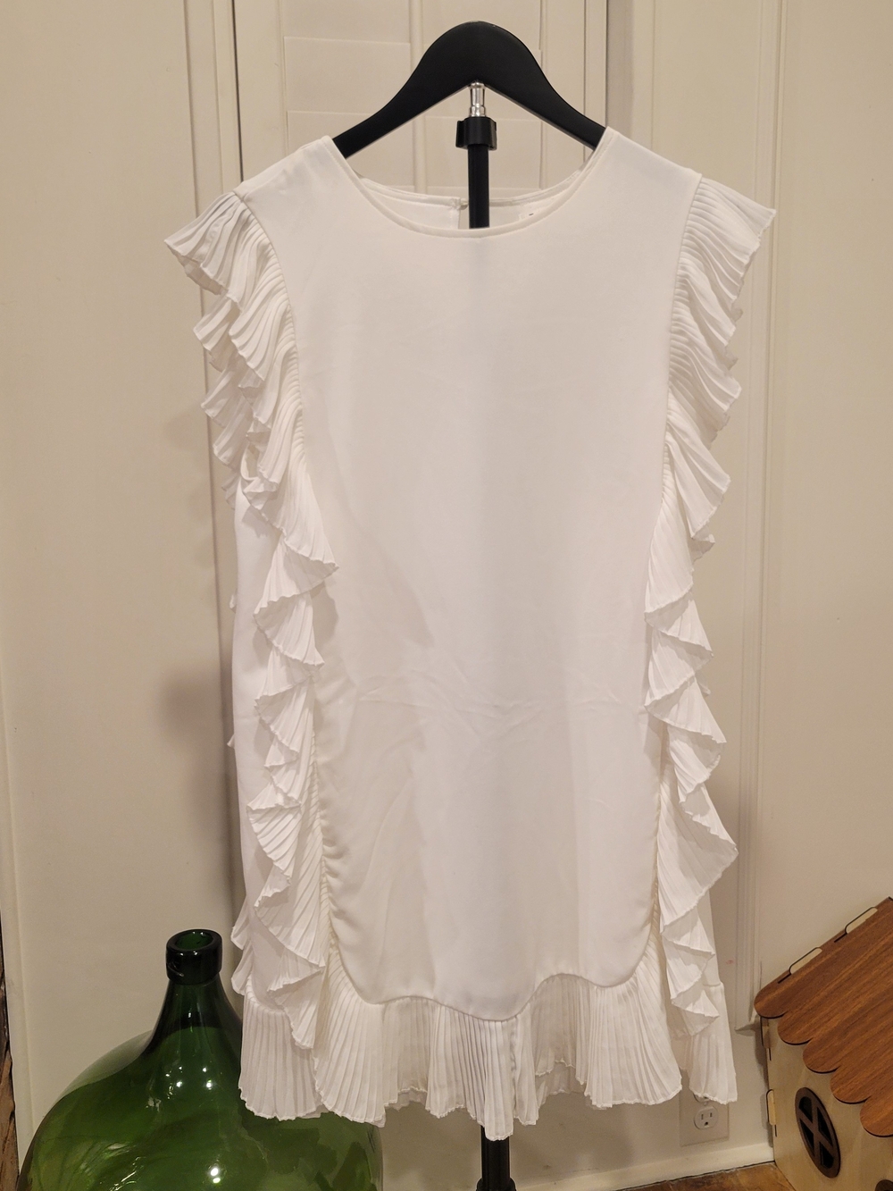 TCEC White Women's Top with Black Logo Tag